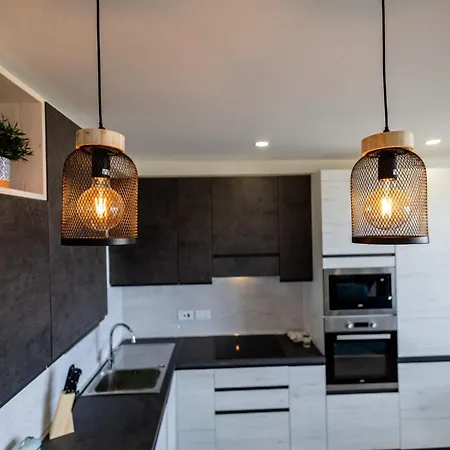 Apartment With A View *