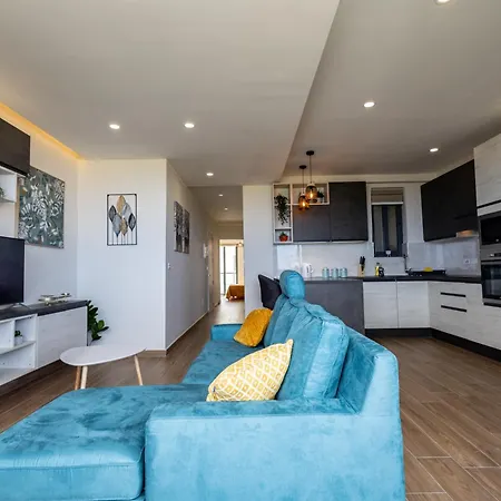 With A View Appartamento *